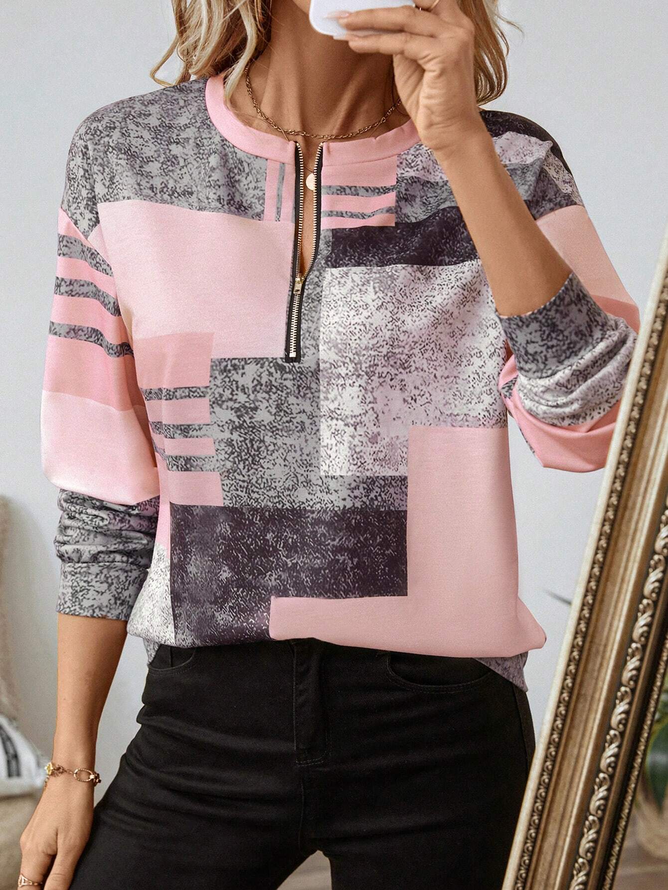 Marla | Abstract Zip-Neck Sweatshirt