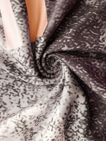 Marla | Abstract Zip-Neck Sweatshirt
