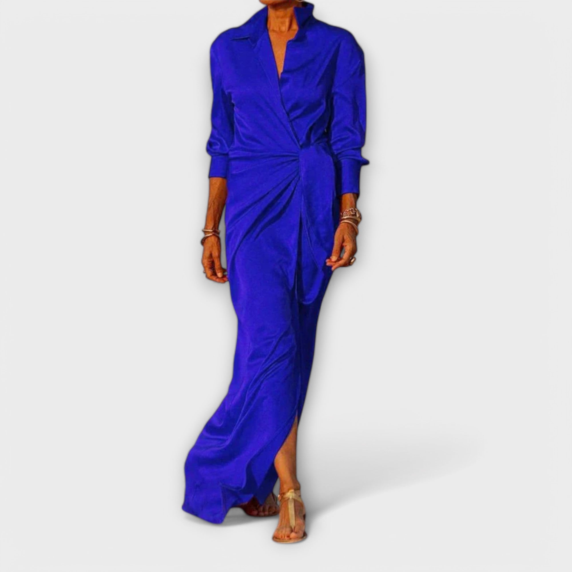 Elegant dress for women with a tie belt and long sleeves for ultimate comfort