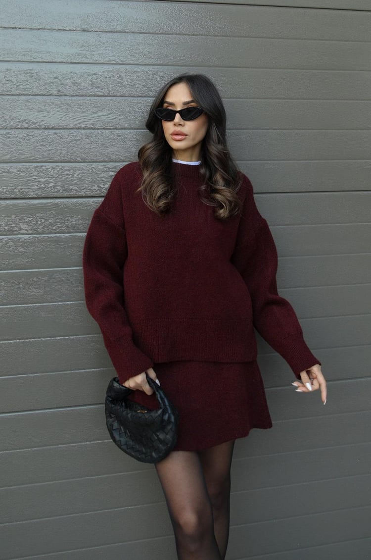 Esme | A cozy sweater and a flowy flattering skirt