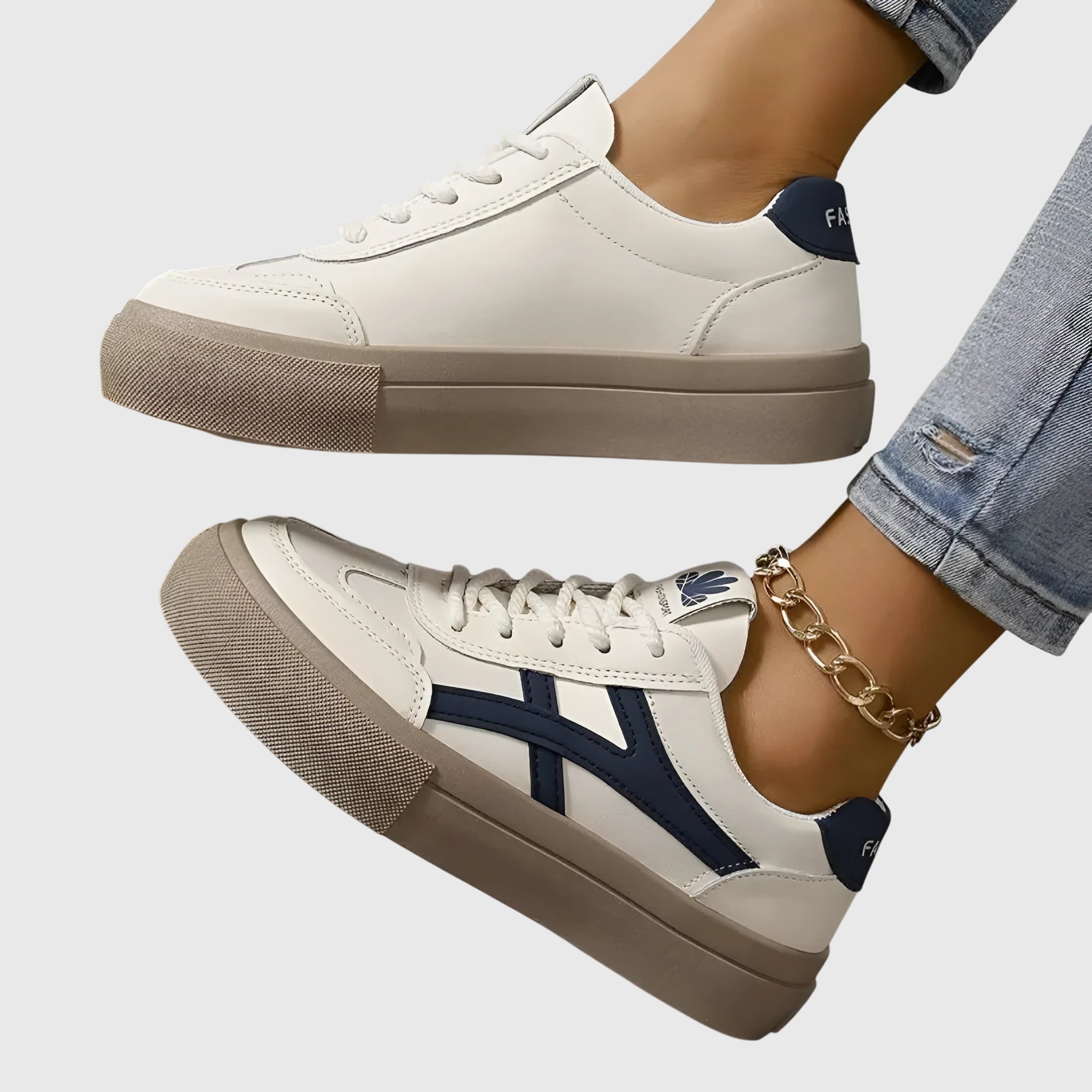 Elza | Classic Contrast Lace-Up Sneakers