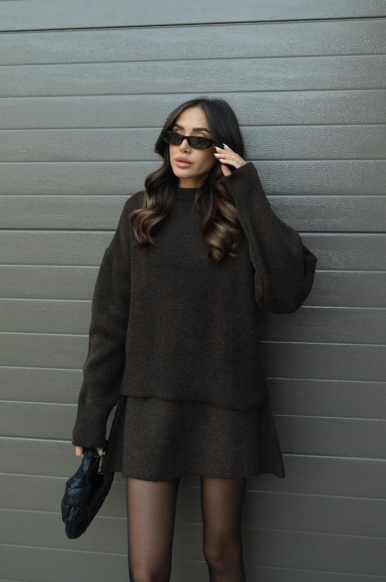 Esme | A cozy sweater and a flowy flattering skirt