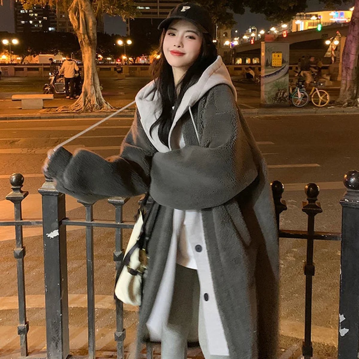 Lola | Lambswool Hooded Jacket