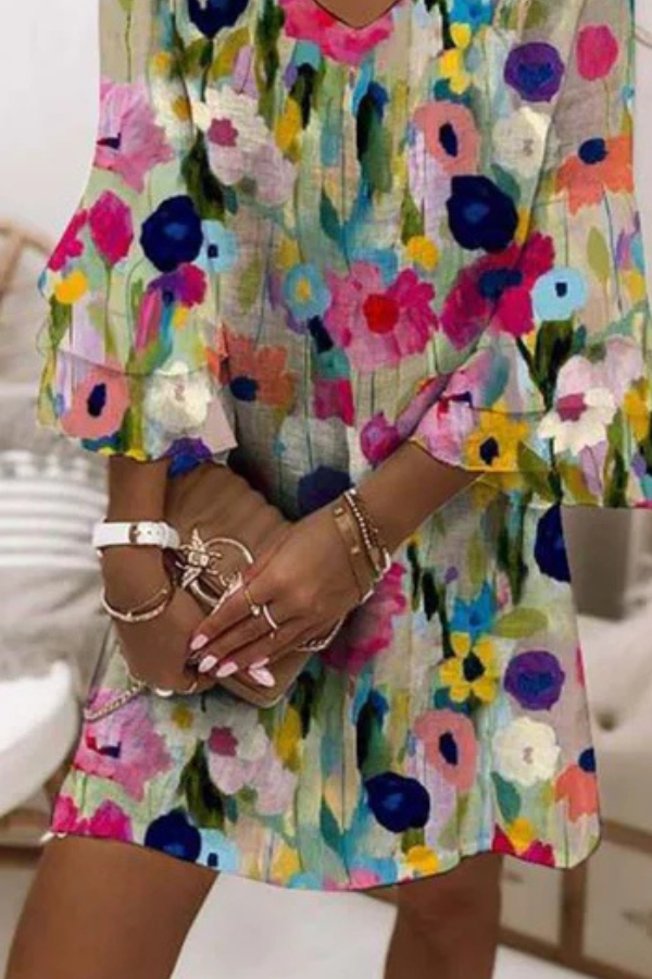 Lourdes - Romantic Floral Mini Dress