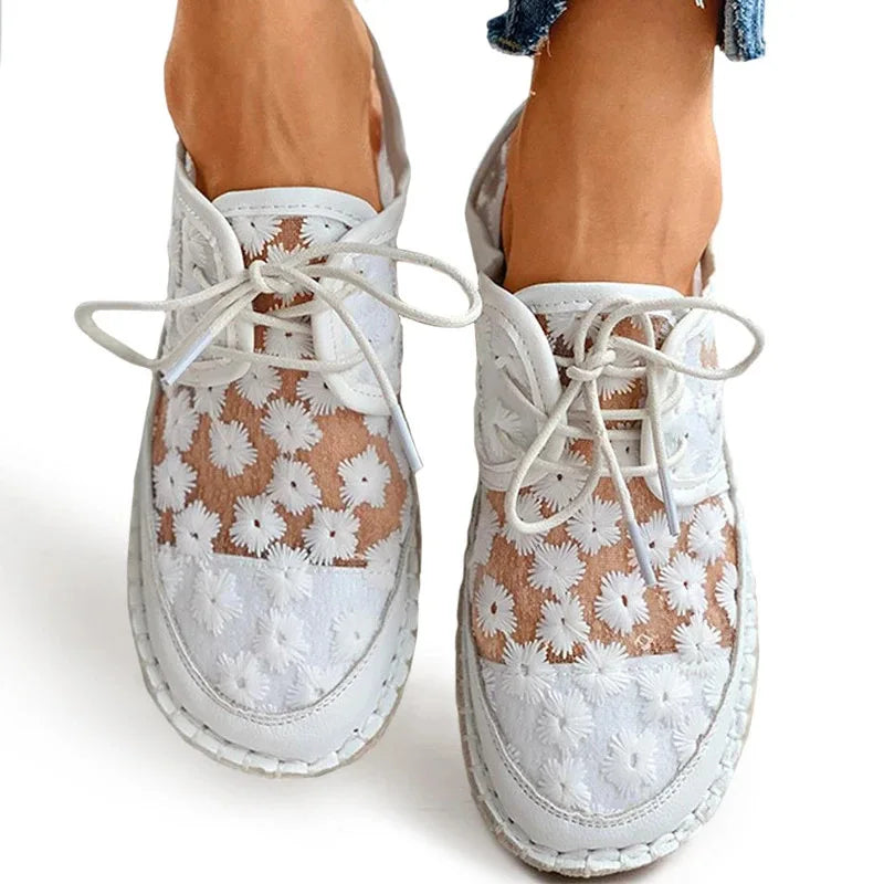 Kelly | Orthopedic Embroidered Shoes