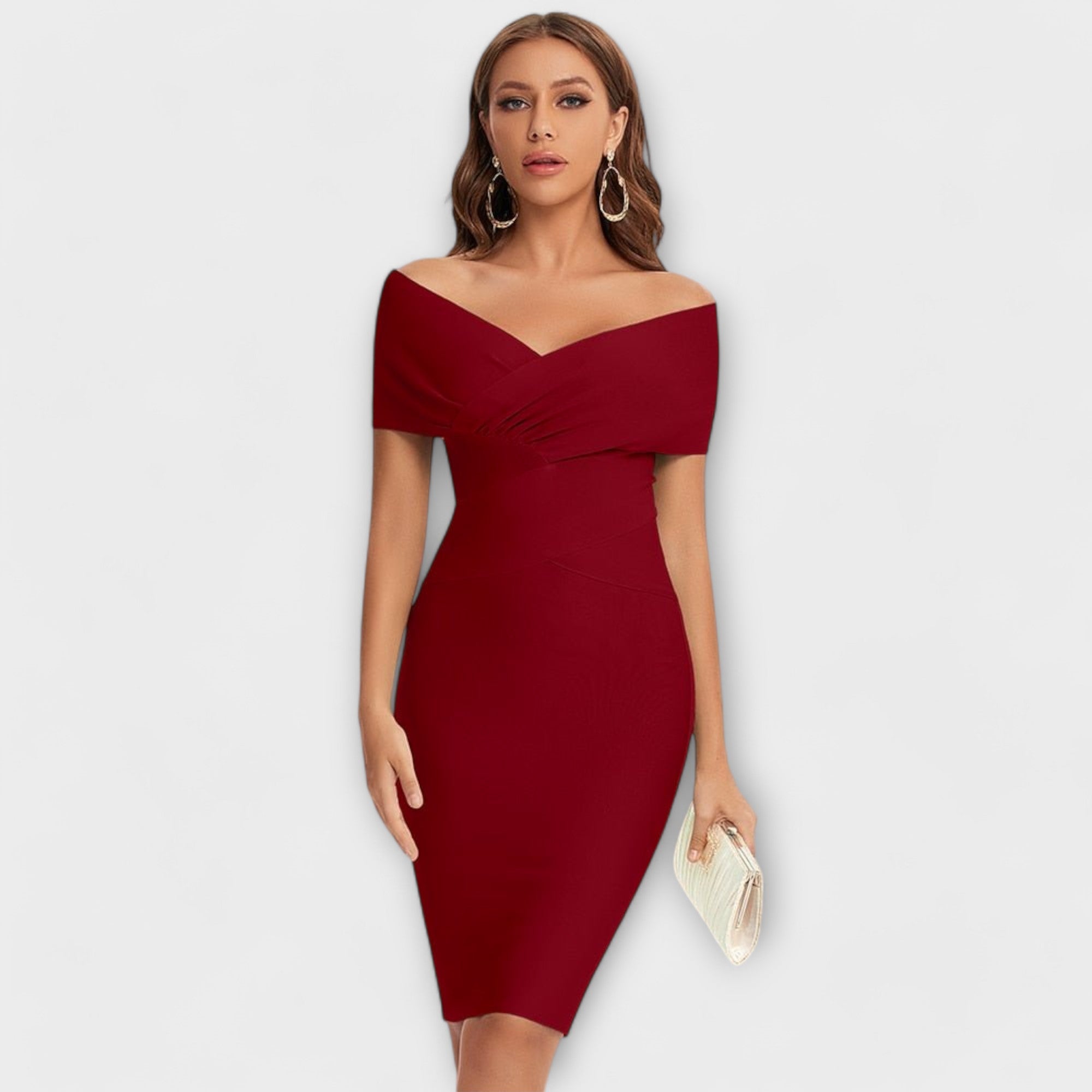 Elegant dress with V-neckline