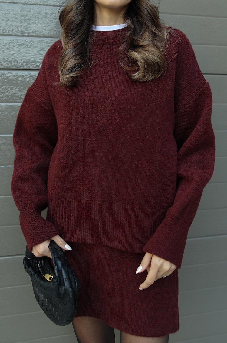 Esme |  A cozy sweater and a flowy flattering skirt